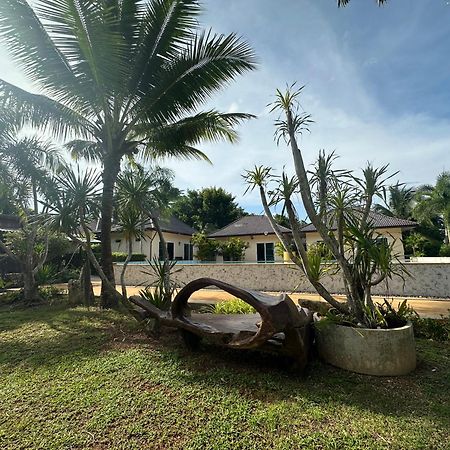 Thip Siam Village Ao Nam Mao Екстериор снимка