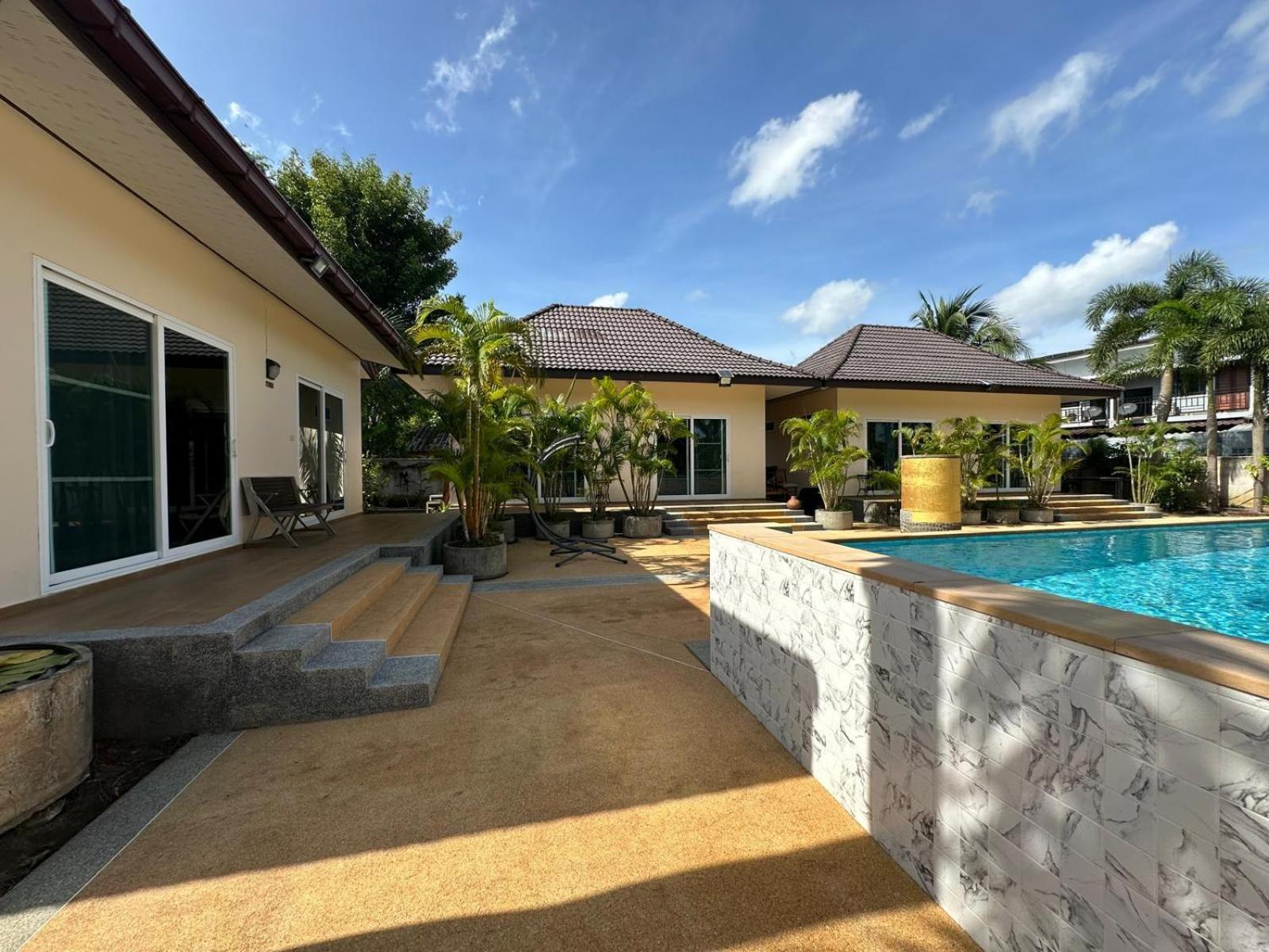 Thip Siam Village Ao Nam Mao Екстериор снимка
