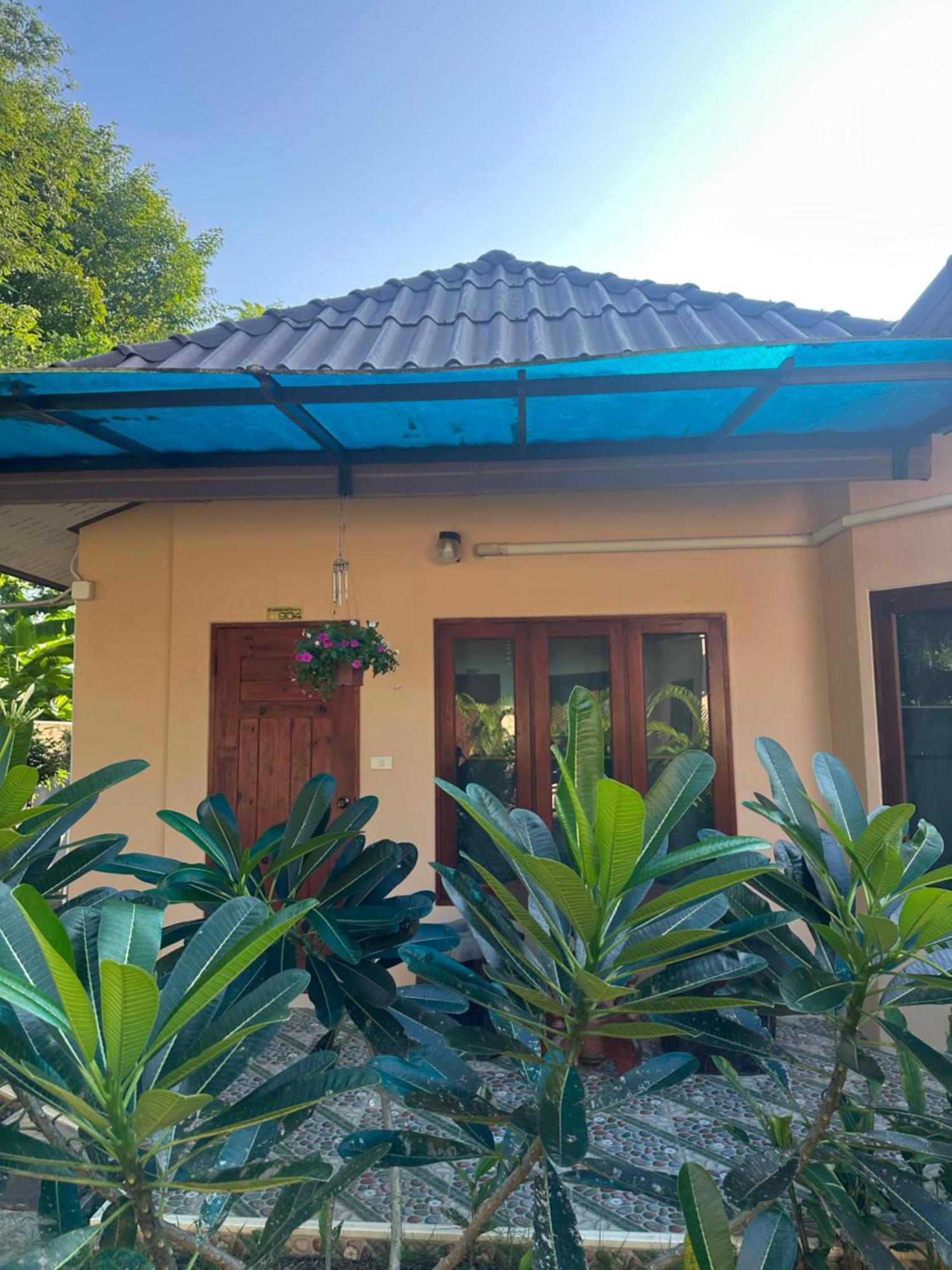 Thip Siam Village Ao Nam Mao Екстериор снимка