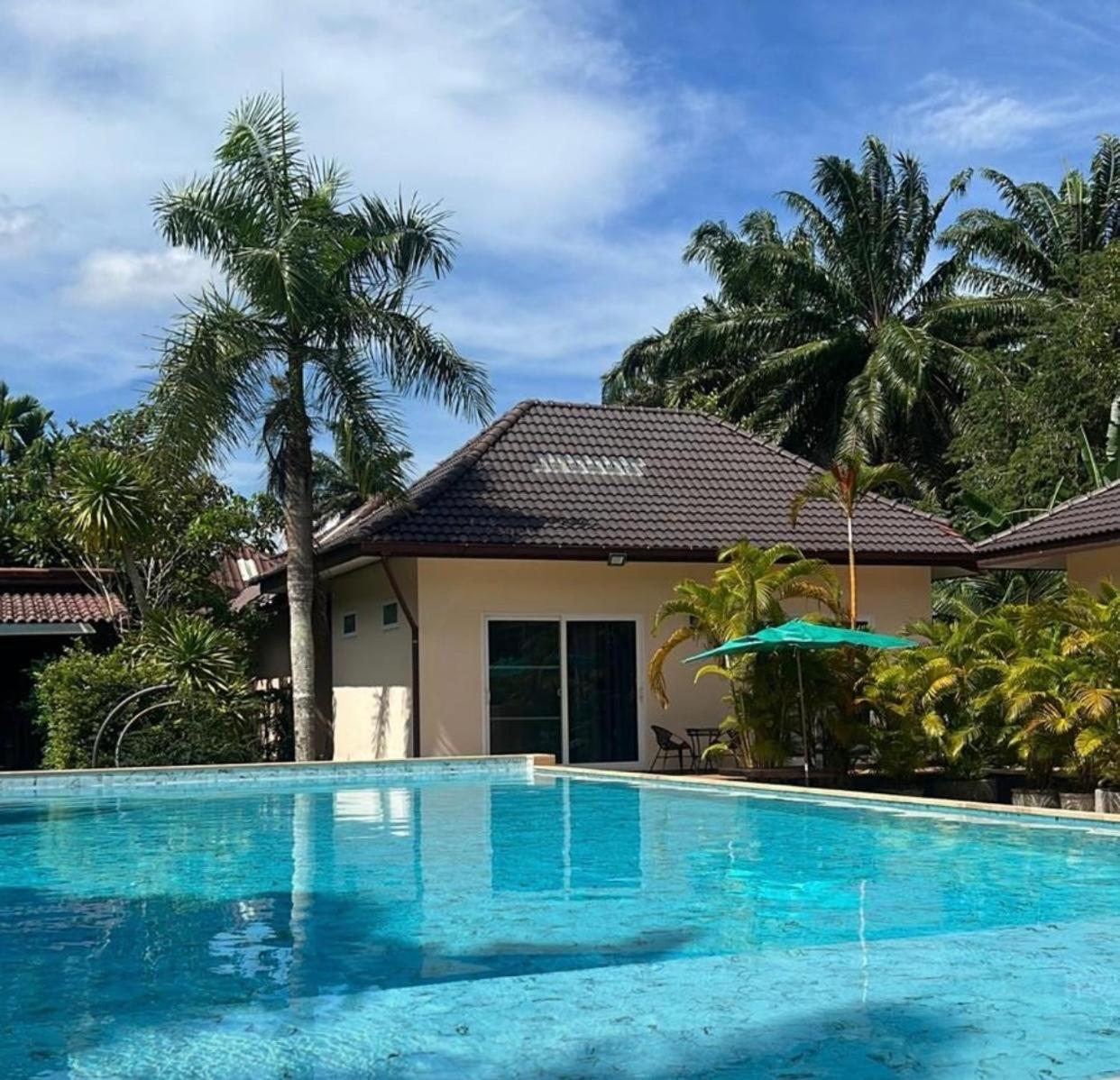 Thip Siam Village Ao Nam Mao Екстериор снимка