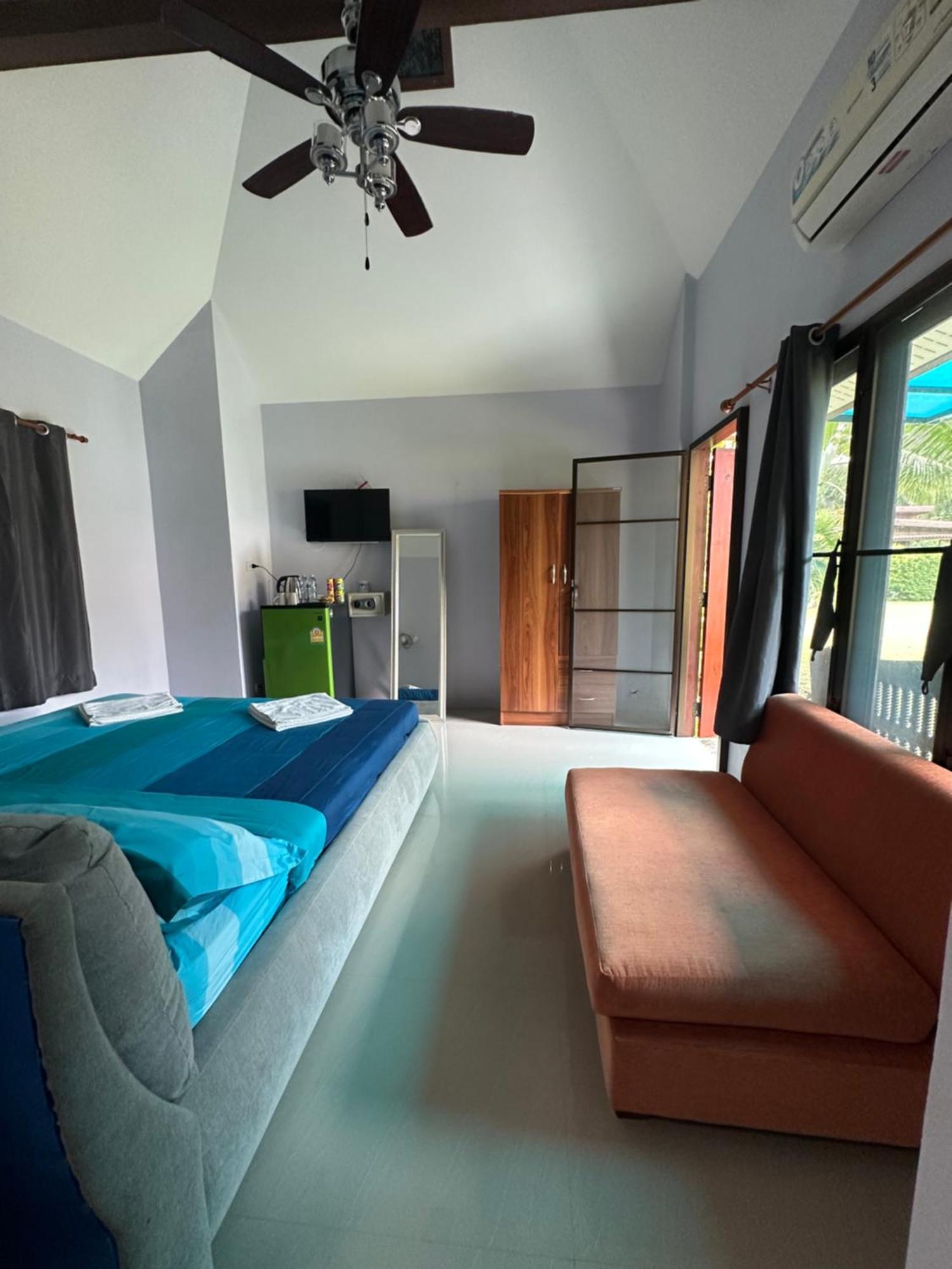 Thip Siam Village Ao Nam Mao Екстериор снимка