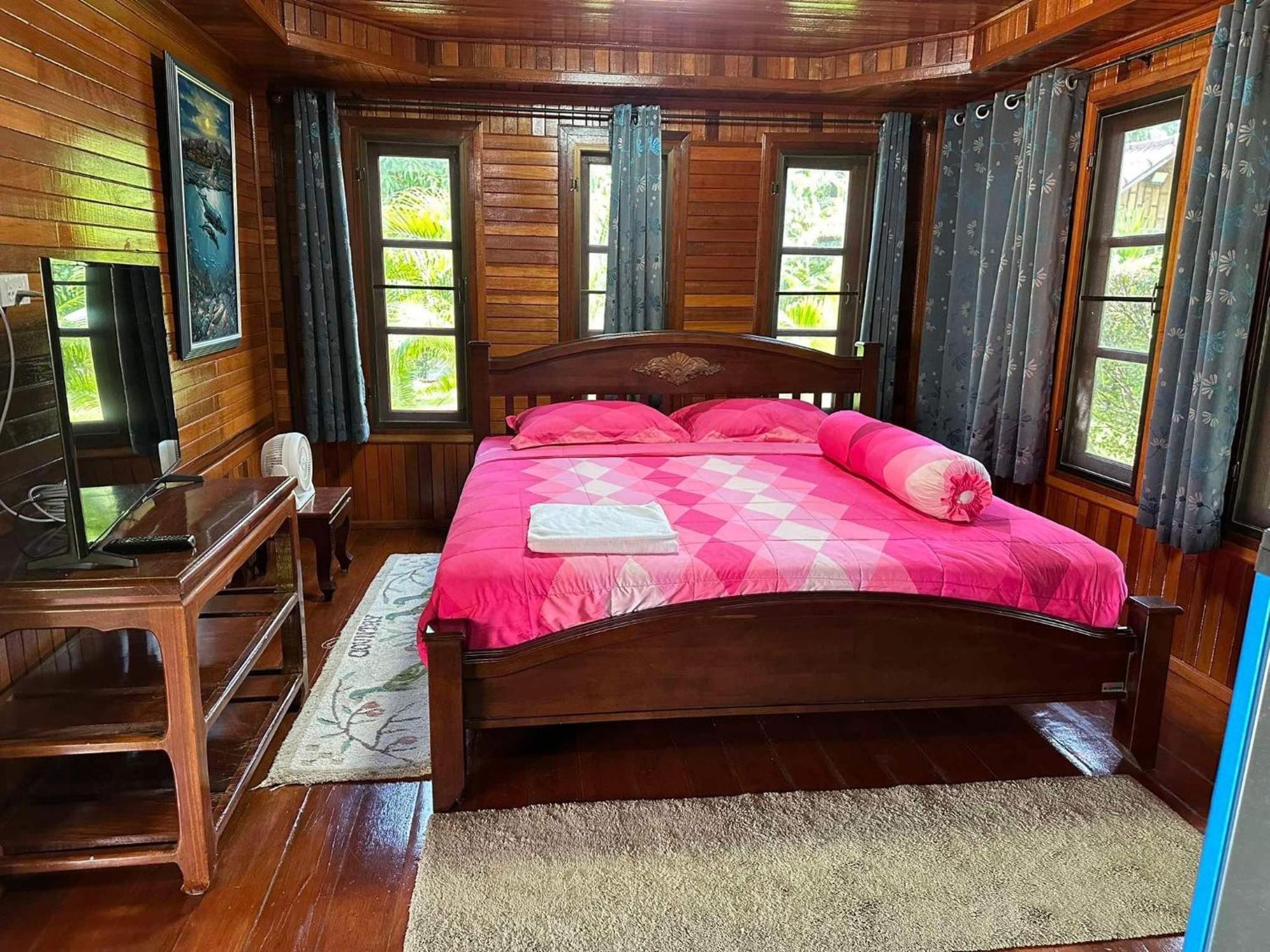 Thip Siam Village Ao Nam Mao Екстериор снимка